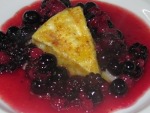 CAMEMBERT REBOZADO CON FRUTOS DEL BOSQUE