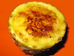 PIÑA CON CREMA QUEMADA